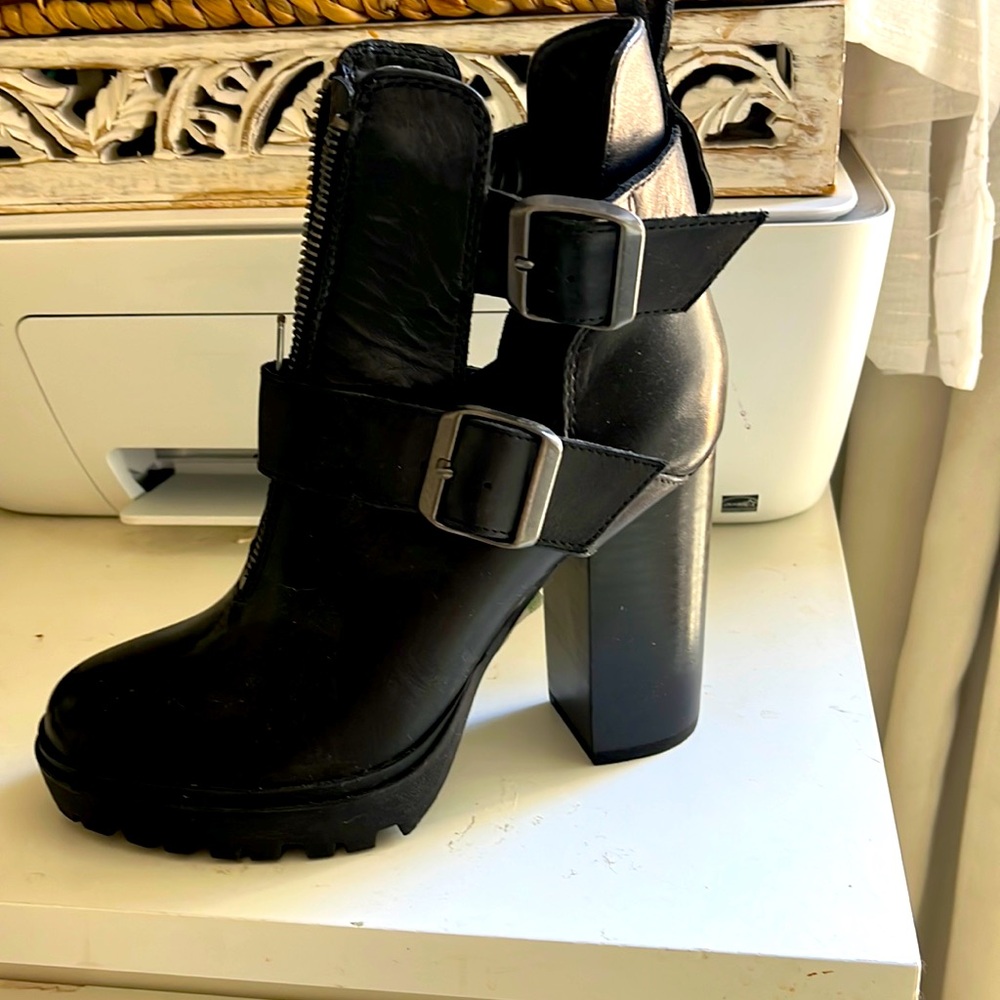 Steve Madden Lavish Buckle Bootie